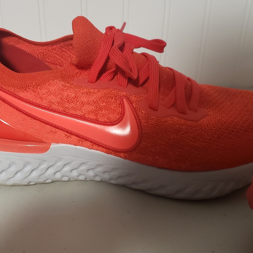 Nike Epic React Flyknit2 Size 12 - image 4